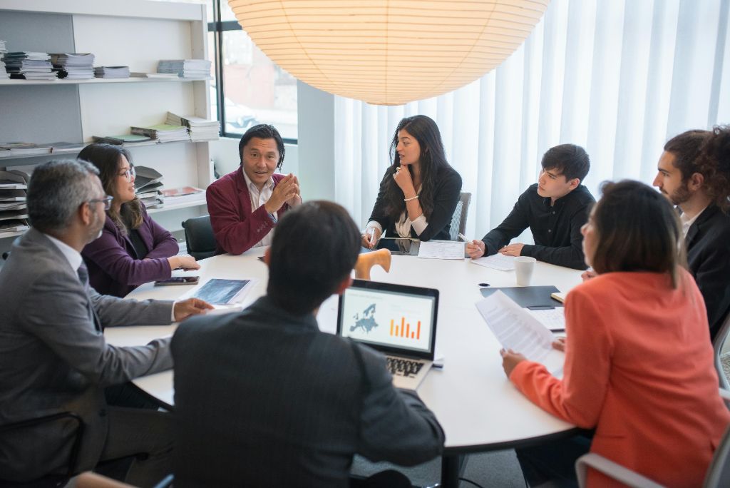 Cross-functional team in a RevOps alignment meeting